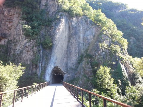Emergency escape bridge of the Castelfeder tunnel, detour Auer / Ora