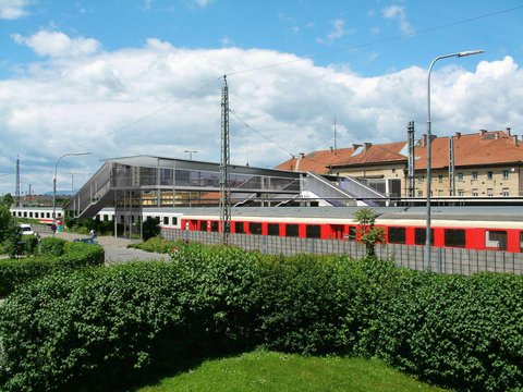 Train station offensive – Reconstruction of the main train station