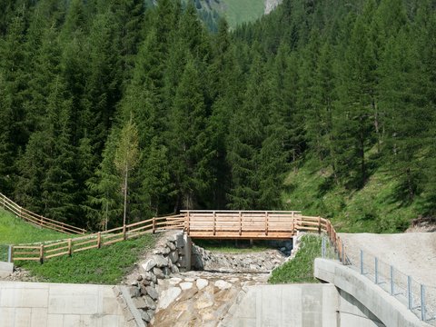 Avalanche protection gallery in Oberlappach / Sopra Lappago