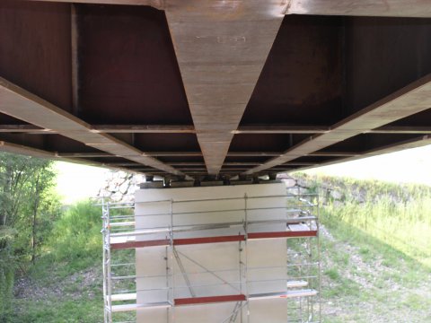 Emergency escape bridge of the Castelfeder tunnel, detour Auer / Ora