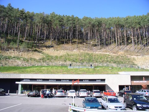 Stazione di servizio per le biciclette Lanz