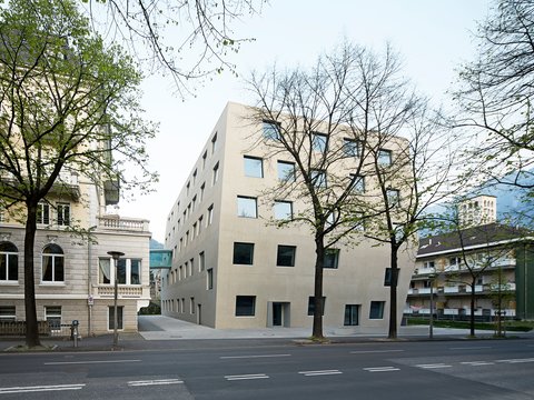 Scuola alberghiera professionale provinciale "Savoy"