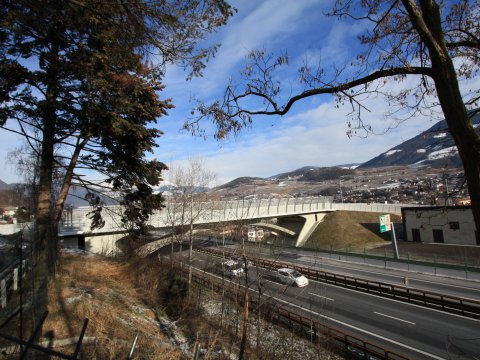 Autobahnüberführung „Kinderdorf“