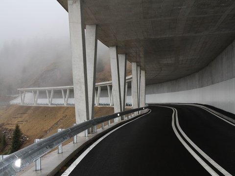 Galleria paravalanghe sulla strada del Passo Giovo