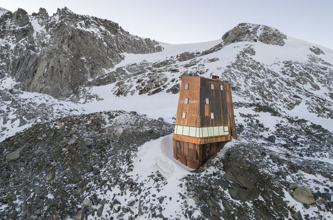 Rifugio Vittorio Veneto al Sasso Nero