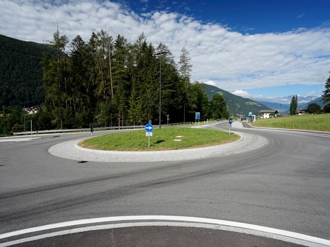 Construction of a round-about along the SS 12