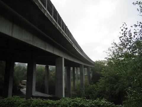 A07 Valley bridge, Treffling